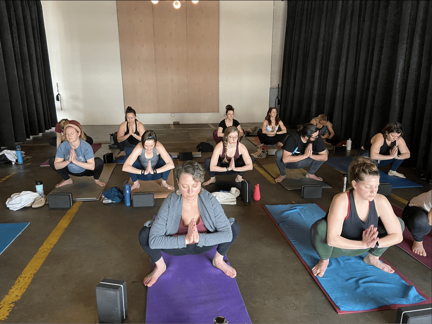 raleigh yoga | Unita Yoga | Unita Yoga Zen poses in a Raleigh Yoga class