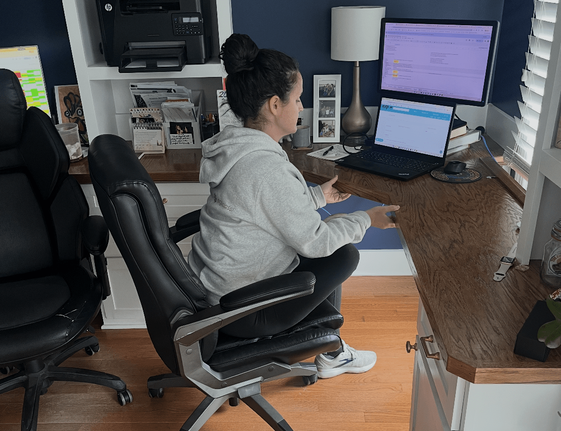 Yoga During the Workday | Unita Yoga | Unita Yoga Yoga During the Workday